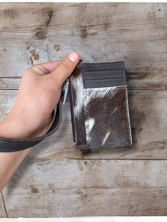 Wren Cowhide Wristlet