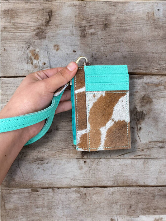 Wren Cowhide Wristlet
